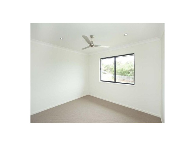 84 Holmead Road, Eight Mile Plains QLD 4113