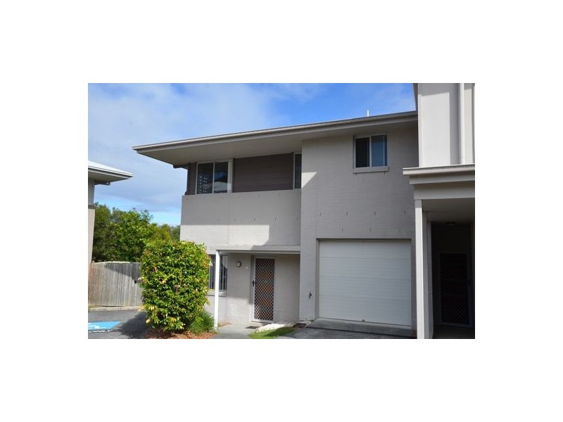 14/2 Sangster Crescent, Pacific Pines QLD 4211