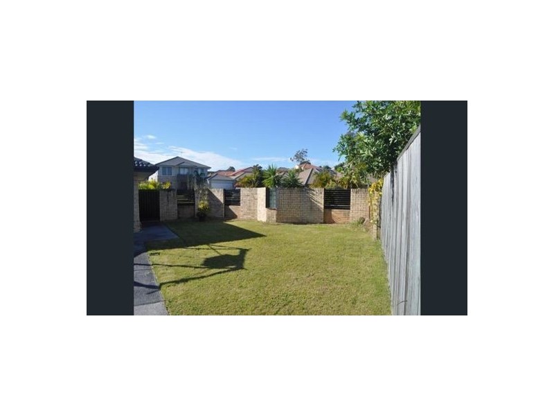 3 Rimu Place, Molendinar QLD 4214