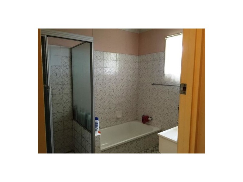 21 Jonathan Street, Macgregor QLD 4109