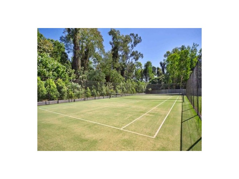 40 Clifton Road, Clifton Beach QLD 4879