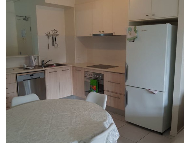 42/68 Pulgul Street, Urangan QLD 4655