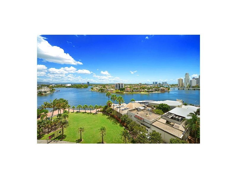 02 4 Wahroonga Place, Surfers Paradise QLD 4217