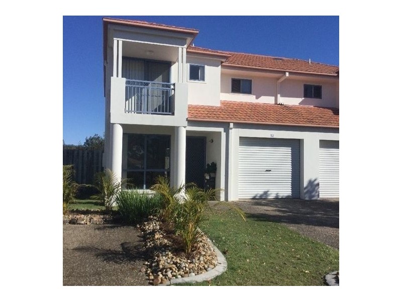 52/2 Studio Drive, Pacific Pines QLD 4211