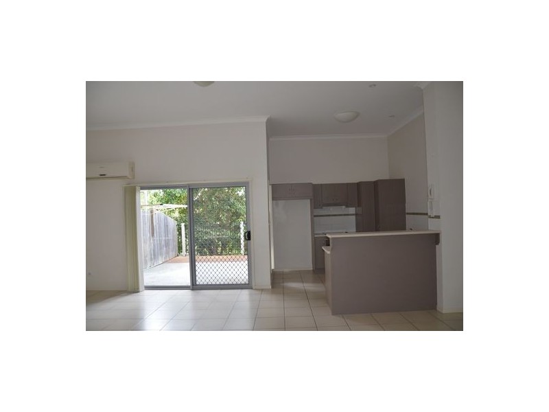 Z/2 Toohey Street, Pacific Pines QLD 4211