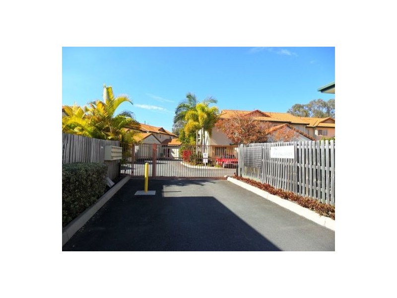 20 Douma Drive, Mudgeeraba QLD 4213