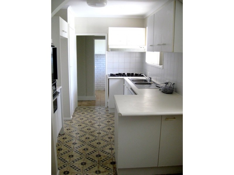 5 Newstead Street, Burleigh Heads QLD 4220