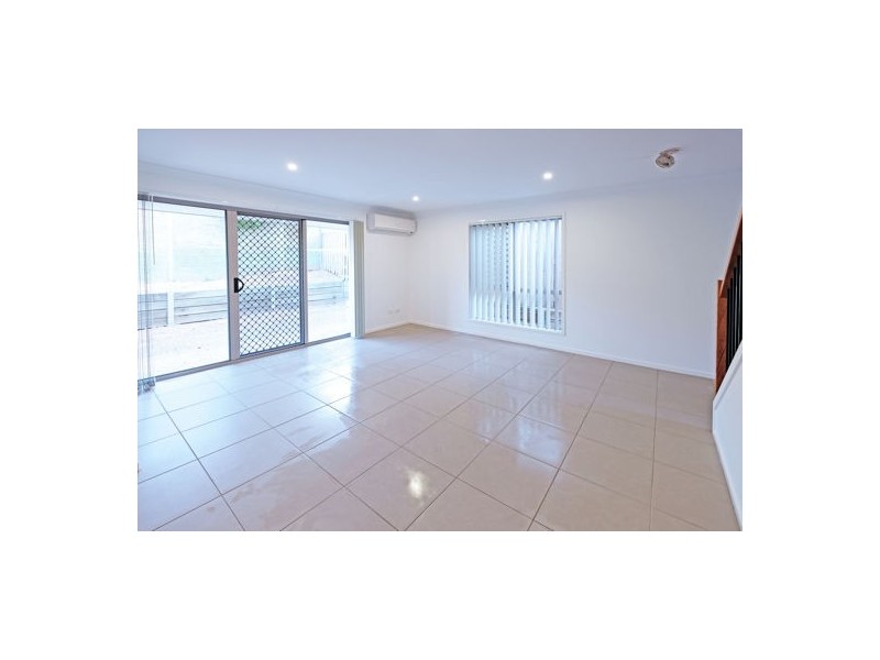 73/9 Eduard Pl, Calamvale QLD 4116