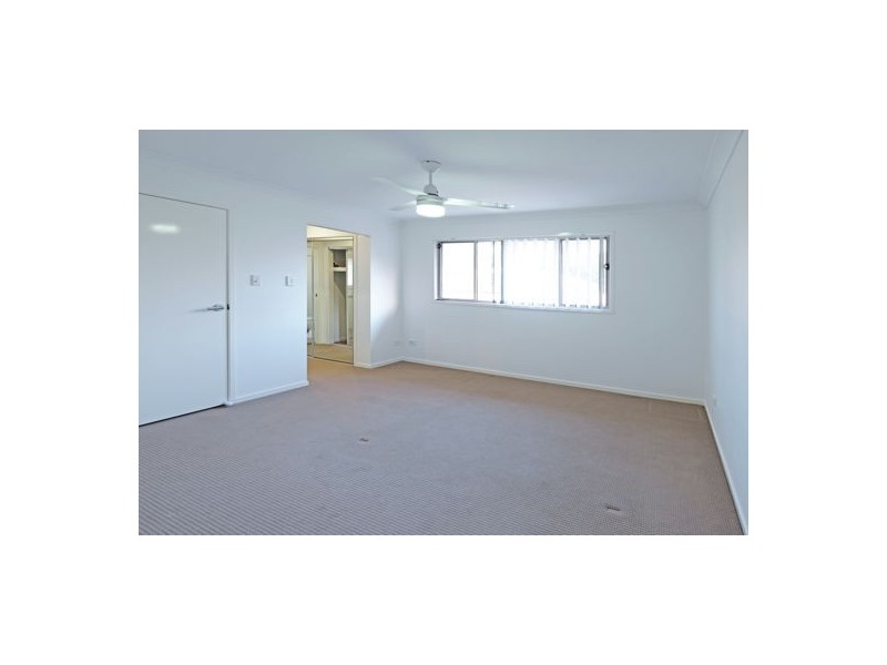 73/9 Eduard Pl, Calamvale QLD 4116
