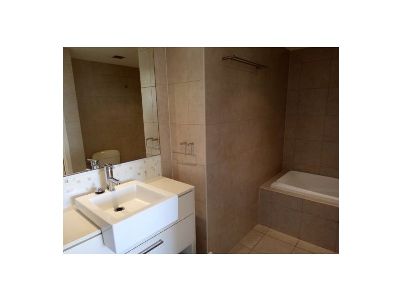 3503 14 Executive Drive, Burleigh Waters QLD 4220