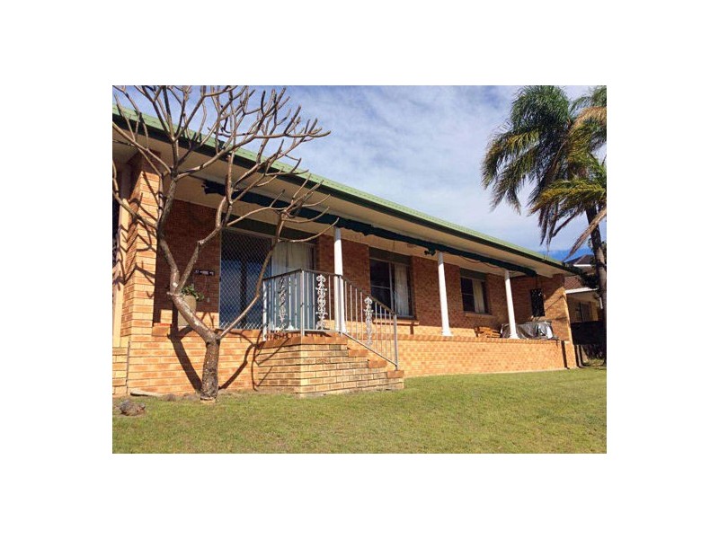 12 Inga Ave, Surfers Paradise QLD 4217