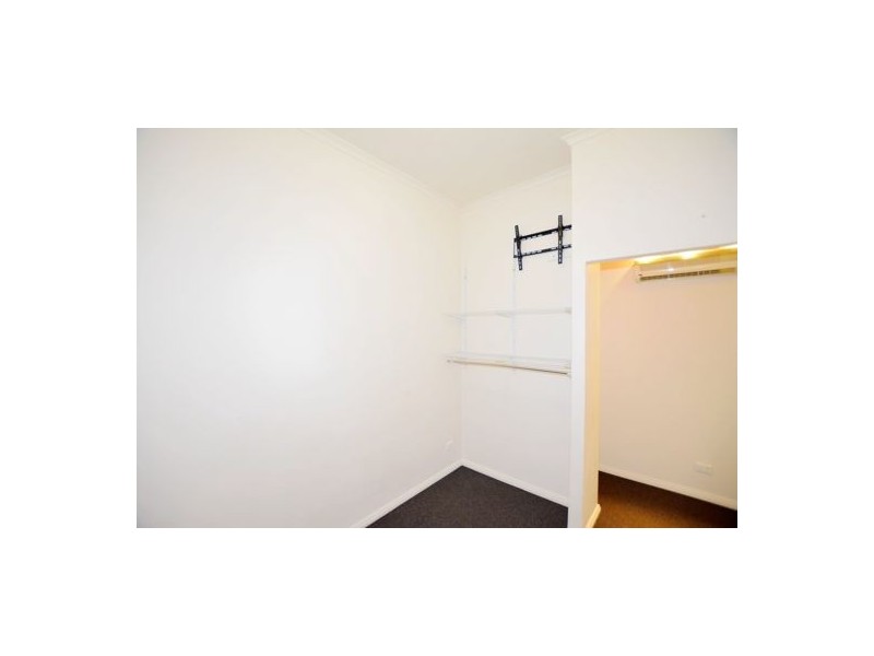 Unit 8 67 Heussler Tce, Milton QLD 4064