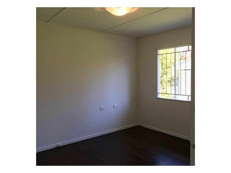 76 Ewing Rd, Woodridge QLD 4114