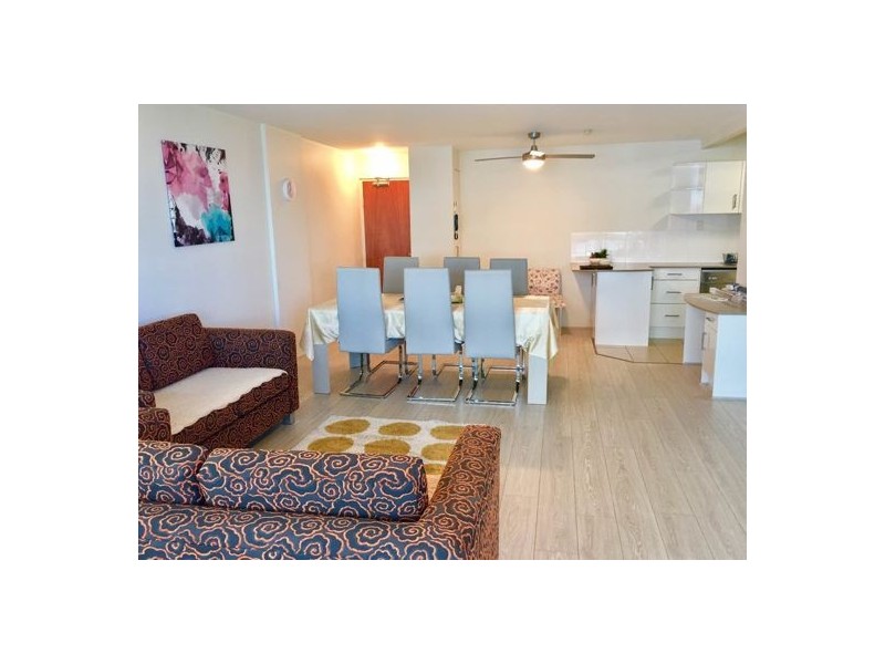 18/18 Queen Street, Southport QLD 4215