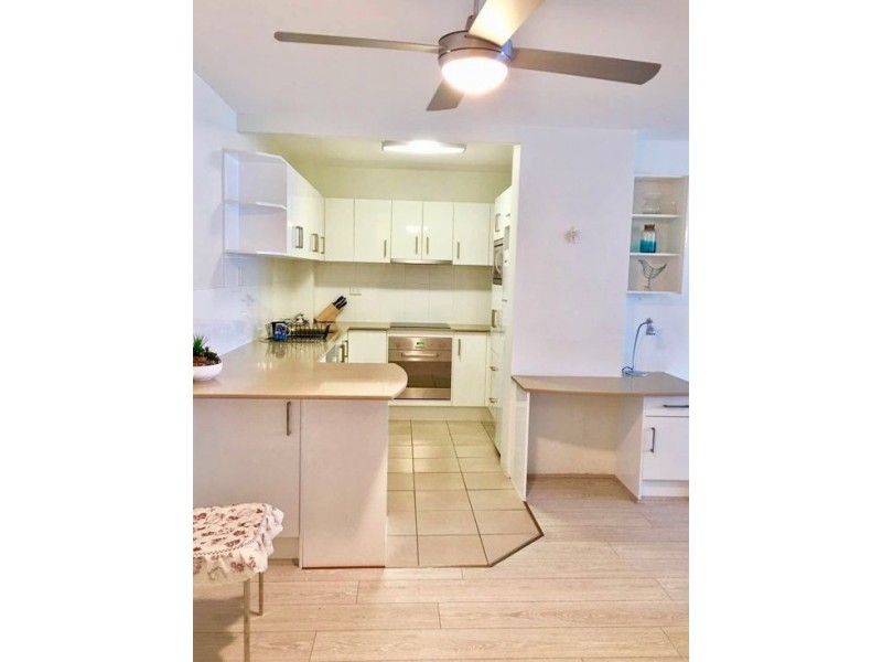 18/18 Queen Street, Southport QLD 4215