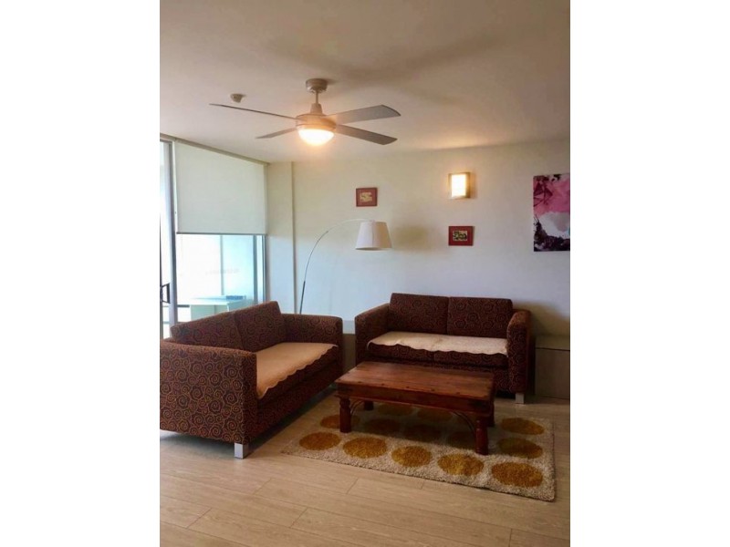 18/18 Queen Street, Southport QLD 4215