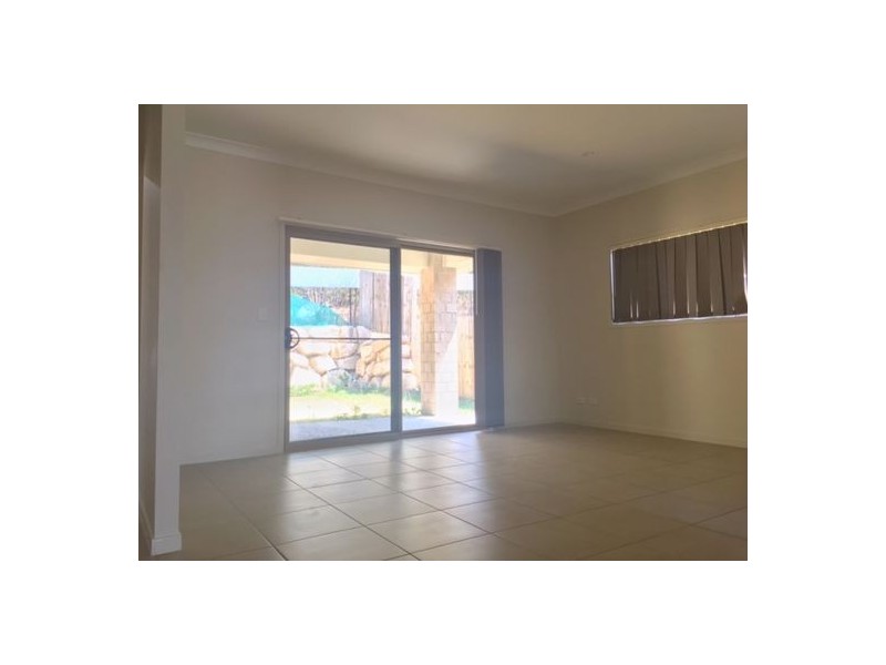 21. Maurie Pears Crescent, Pimpama QLD 4209