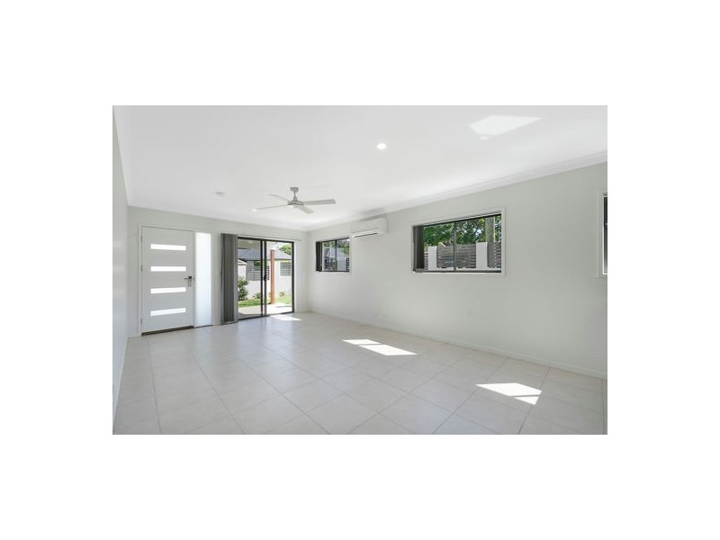 Unit 2 11 Clausen Street, Mount Gravatt East QLD 4122