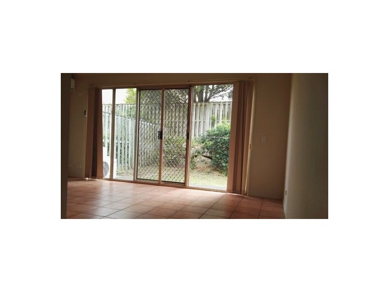 4/8 Manor Street, Eight Mile Plains QLD 4113