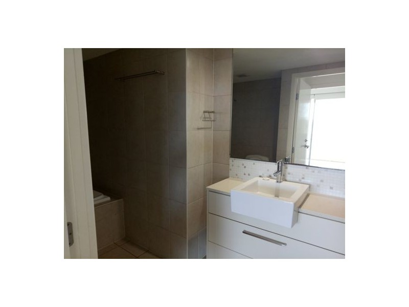 1602/12 Executive Drive, Burleigh Waters QLD 4220