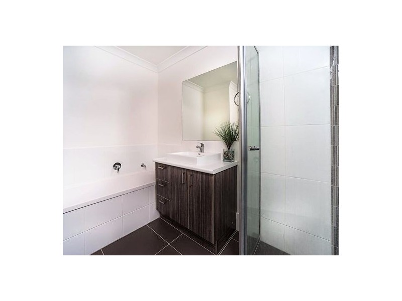 75 9 Eduard Place, Calamvale QLD 4116