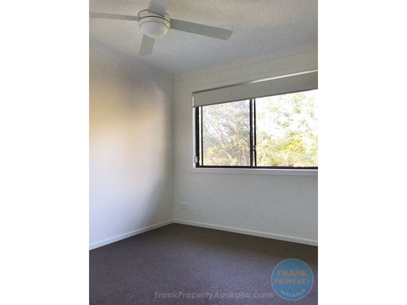 3/1210 Logan Road, Holland Park West QLD 4121