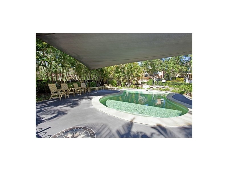 25 Hogan Place, Seventeen Mile Rocks QLD 4073