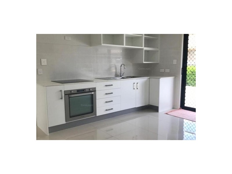 98 Warrigal Road, Runcorn QLD 4113