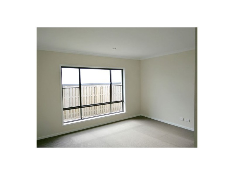 34 Baldwin Cres, Pimpama QLD 4209