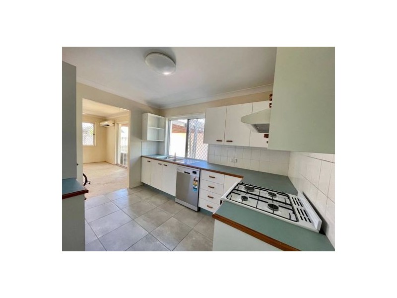 Unit 5, 14 Kensington Pl, Birkdale QLD 4159