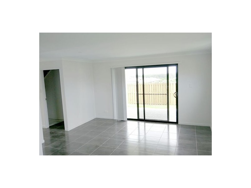 72 Voyager Tce, Pimpama QLD 4209