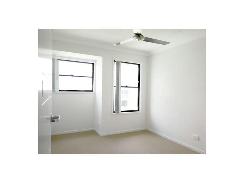 72 Voyager Tce, Pimpama QLD 4209