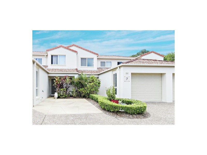 7/11-17 Beachcomber Court, Burleigh Waters QLD 4220