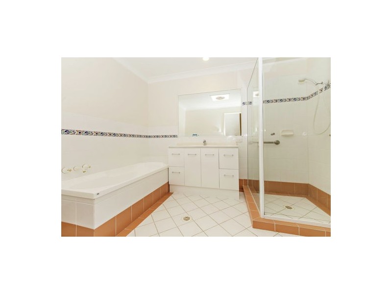 7/11-17 Beachcomber Court, Burleigh Waters QLD 4220