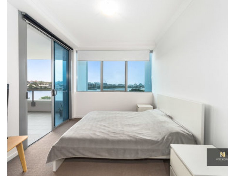 2508/397 Christine Avenue, Varsity Lakes QLD 4227