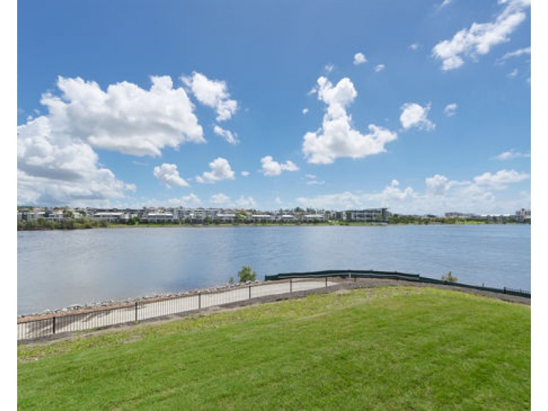2508/397 Christine Avenue, Varsity Lakes QLD 4227