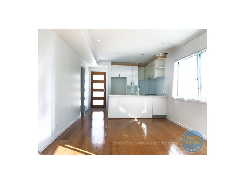 1/1210 Logan Road, Holland Park West QLD 4121