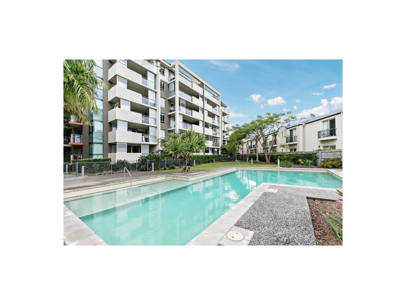 2505 14 Executive Drive, Burleigh Waters QLD 4220