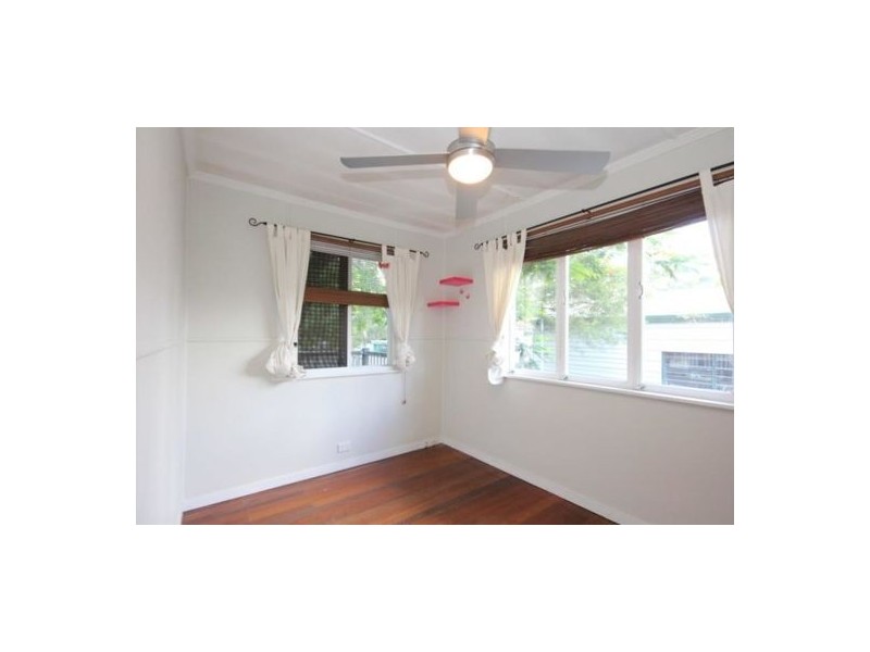 11 Vulcan Street, Mount Gravatt East QLD 4122