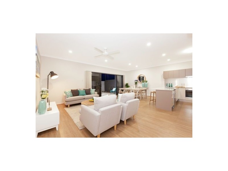 4 Lewis Place, Manly West QLD 4179