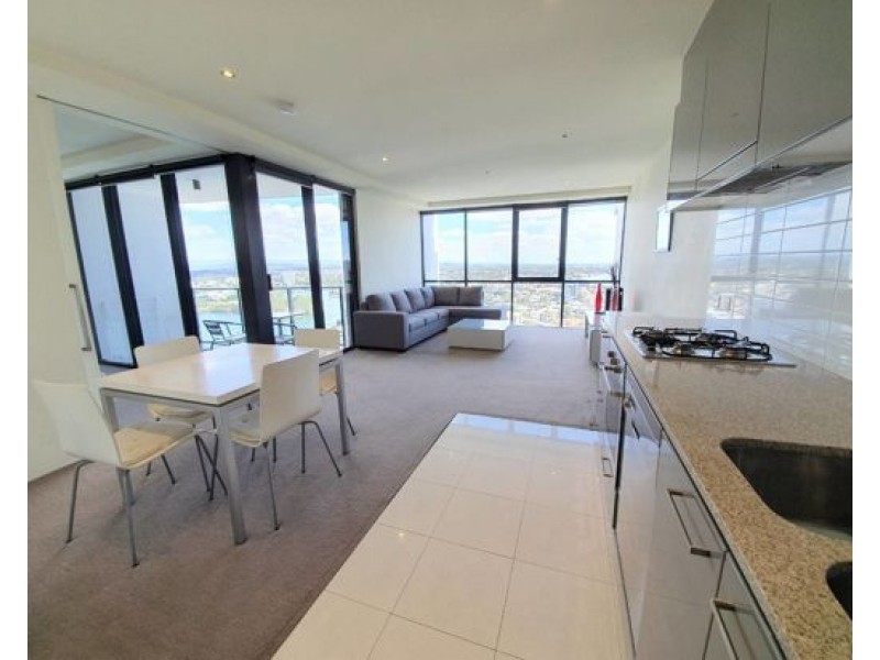 02 4 Wahroonga Place, Surfers Paradise QLD 4217