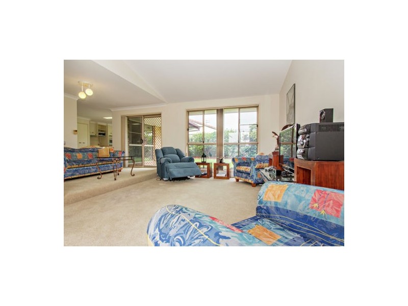 15 Sugarleaf Court, Burleigh Waters QLD 4220