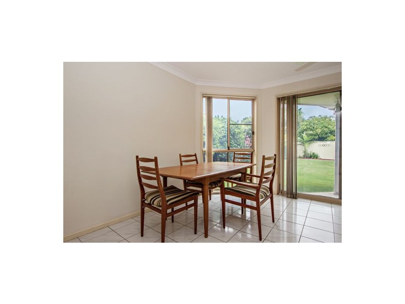 15 Sugarleaf Court, Burleigh Waters QLD 4220