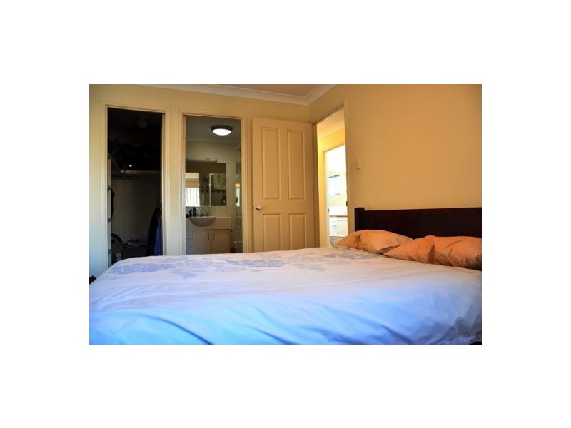 8/18 Delavan St, Wishart QLD 4122