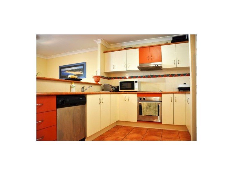 8/18 Delavan St, Wishart QLD 4122