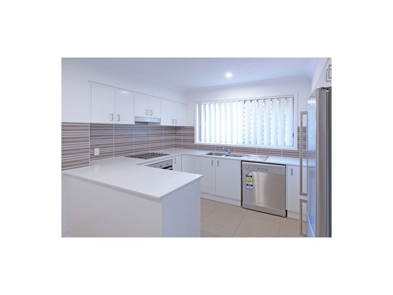73/9 Eduard Pl, Calamvale QLD 4116