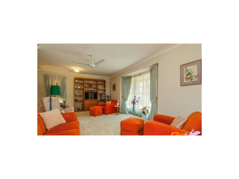 5 Chenin Street, Calamvale QLD 4116