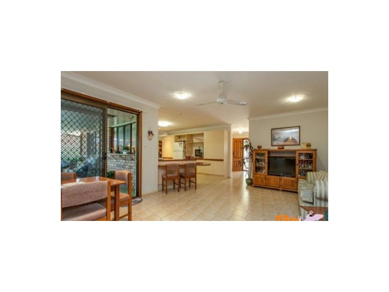 5 Chenin Street, Calamvale QLD 4116