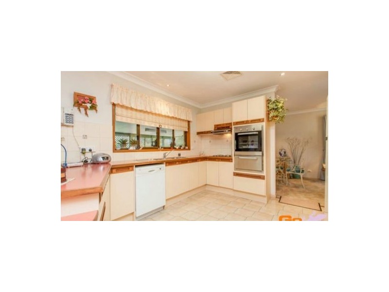 5 Chenin Street, Calamvale QLD 4116