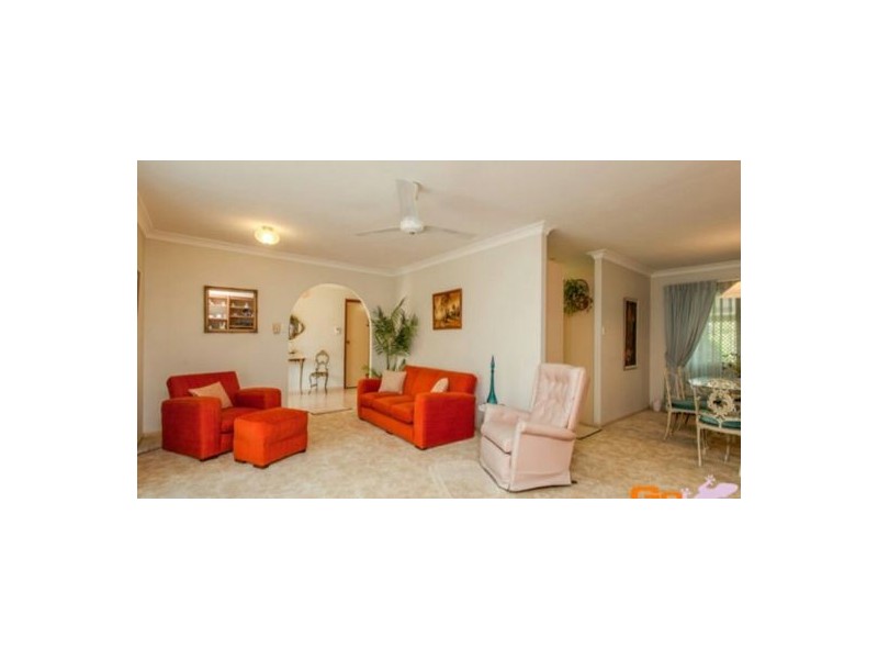 5 Chenin Street, Calamvale QLD 4116